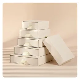 Geschenkwikkeling 10 Bulk Luxe Hard rigide karton Glijdende sieradendoos 8x8x2.5cm Papierlaad Juwelierring Buper oorbellen Verpakkingsdozen