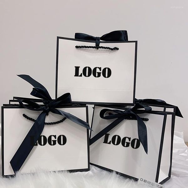 Emballage cadeau 10 pièces Logo personnalisé cadeaux sacs en papier noir noeud papillon paquet de mariage pour bijoux anniversaire Gitfs petite entreprise