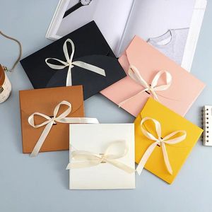Geschenkwikkeling 10/PCS Hoogwaardige Kraft Paper Box Packing voor zijden sjaaluitnodiging Envelops Letter Postcard PO -pakket bruiloft