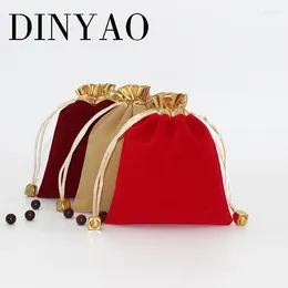 Enveloppe-cadeau 10 PCS / lot Dinyao Christmas Package Rangement Sacs à cordon avec poches dorées Soft Touch Bielry Sachets