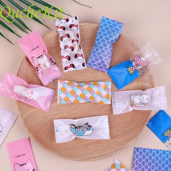 Envoltura de regalo 100 PCS Bolsa de embalaje de caramelo de plástico Mini bolsas coloridas Dibujos animados DIY Hecho a mano Turrón Leche Taffy Wrapper