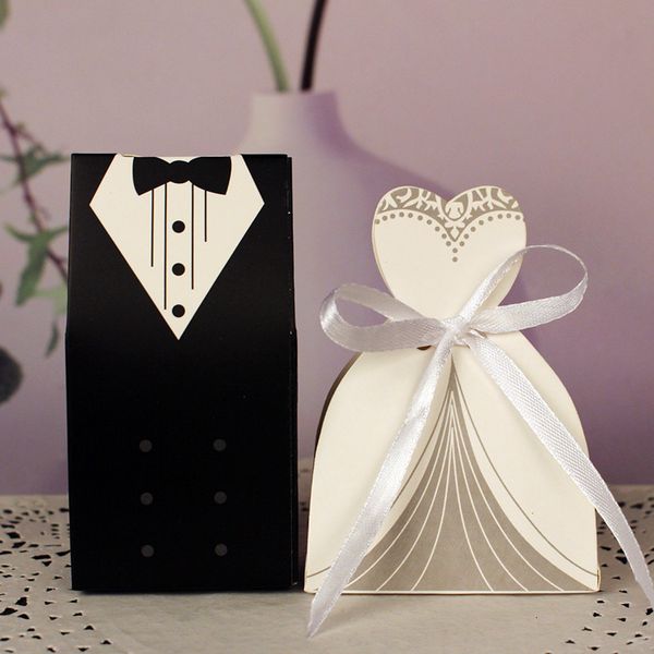 Envoltura de regalo 100 Unids Cajas de regalo nupcial Bolsas Novio Esmoquin Vestido Vestido Papel Mariage Boda Decoración Bomboniere Cinta Favor de la boda Cajas de dulces 230316