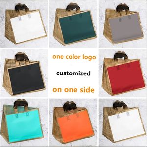 Emballage cadeau 100pcs vêtements personnalisés emballage sacs en plastique avec poignée Shopping sac cadeau pour les entreprises imprimer une couleur conception gratuite 220913