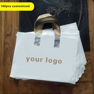 Emballage cadeau 100pcs sacs à provisions colorés personnalisés avec poignée sac cadeau en plastique imprimer une couleur sur la société de conception gratuite recto-verso 220906