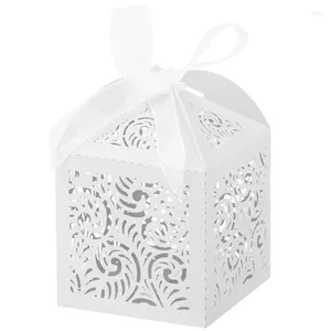 Geschenkwikkeling 100 stcs Laser Cut Favor Boxes 2x2inch Small voor geschenken Party Wedding Gunsten met lint