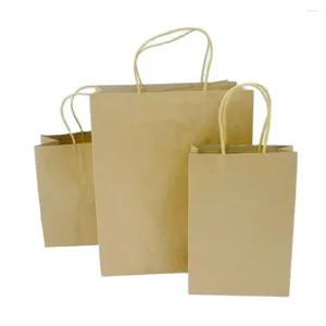 Emballage cadeau 100pcs recyclé en gros personnalisé shopping sacs en papier kraft brun avec poignées
