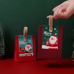 Geschenkwikkeling 10 stcs Cartoon Candy Gift Packaging Box Kerstavond Jaar Gift Gunst voor gast en kinderen Portable Handheld Box Packaging 231020