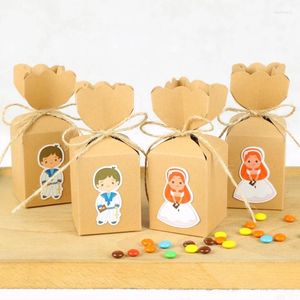 Enveloppe cadeau 10pcs Premier baptême Kraft Paper Candy Box Boy Girl Girl Baptême Favors Custom Mi Primera Communion Souvenir Baby Shower