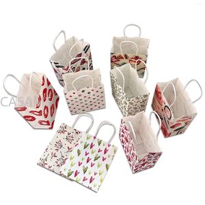 Envoltura de regalo 10pcs bolsas de papel de manija de flores florales labios Bolsa de fiesta de color corazón Kraft con manijas de boda Cumpleaños