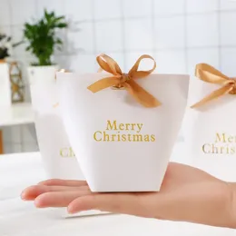 Enveloppe-cadeau 10pcs / lot lettres de bronzage "Joyeux Noël" Kraft Paper Box 12x10cm Party de mariage Party Favor Candy Sacs avec ruban