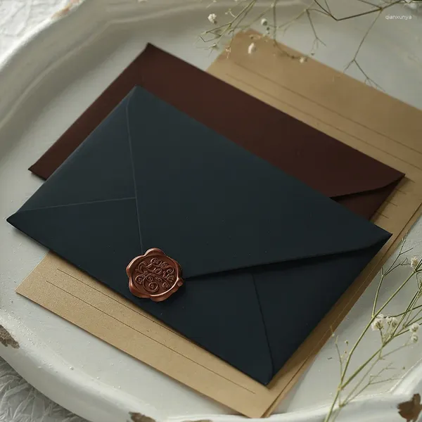 Envoltura de regalo 10 piezas/sobre de lote 16.5x11cm engrosamiento de 250 g sobres de papel kraft para invitación de boda suministros de papelería empacación de papelería