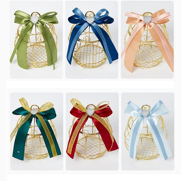 Enveloppe cadeau 10pcs / lot mini métal or gold vintage rétro oiseaux cage bonbons box baby shower favori