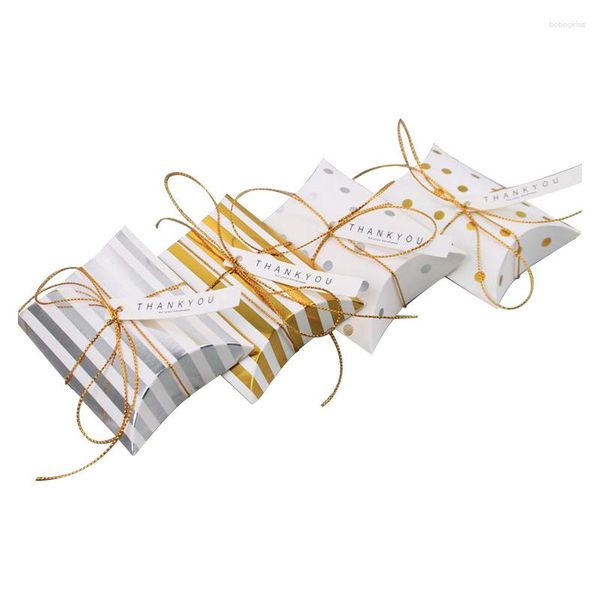 Emballage cadeau 10 pcs/Lot sacs de bonbons blancs boîtes d'emballage sac en Carton bronzant rayure dorée oreiller forme boîte emballage d'anniversaire de mariage