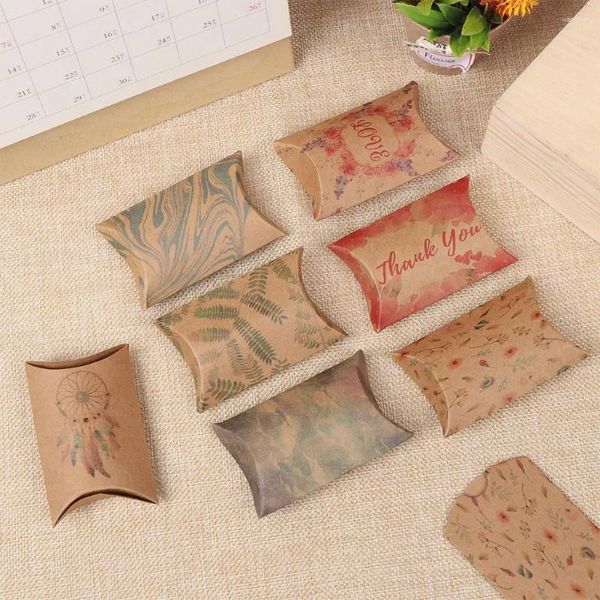 Cadeau cadeau 10pcs mini kraft papier boîte de bonbons présente pochette cadeaux emballage sac oreiller forme boîtes anniversaire décoration de mariage fournitures de fête