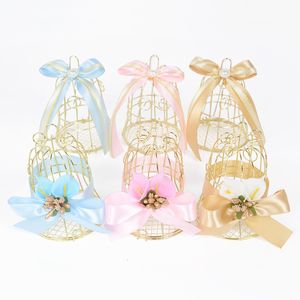 Papel de regalo 10 piezas Mini Metal Gold Vintage Retro Bird Cage Candy Boxes Baby Shower Favor Box para invitados Wedding Party Birthday Souvenir 230804