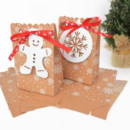 Cadeau cadeau 12pcs joyeux Noël boîte de bonbons avec des étiquettes de flocon de neige boîtes d'emballage en papier kraft année fête de Noël ornement de la maison