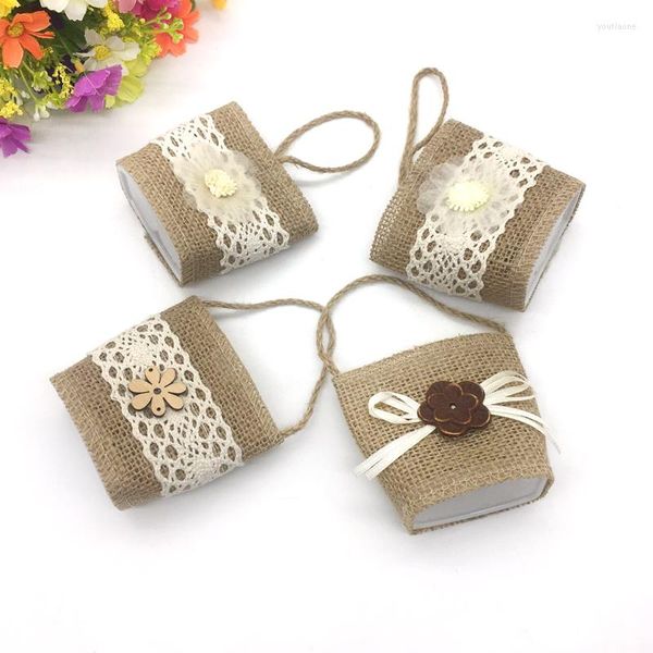 Envoltura de regalo 1pc Bolsas de arpillera vintage Bolsa de caramelo de yute natural con flores de encaje Regalos de boda Chirstmas Suministros para fiestas