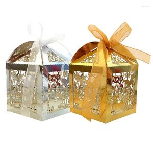 Enveloppe cadeau 20 / 50pcs Laser coupé papillon Boîte de bonbons de mariage Boîtes d'emballage Sac sucré avec ruban Saint-Valentin