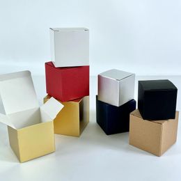 Emballage cadeau 20 / 50pcs Boîtes d'emballage carrées en carton multi-taille Boîte à bonbons pour savon fait à la main / paquet de bijoux Fournitures de faveur de fête