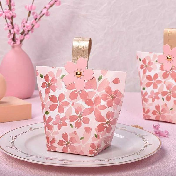 Enveloppe-cadeau 20 boîtes de bonbons de mariage simples en gros Sacs roses de fleur de fleur de fleur en papier Cadeaux en papierq240511