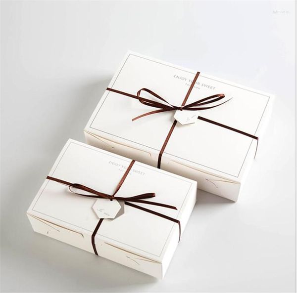 Emballage cadeau 2023 boîte de papier de carte blanche pour les faveurs de mariage fête d'anniversaire bonbons biscuits paquet de noël 6