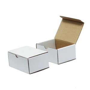 Cadeau cadeau 20pcs carton carton boîte-cadeau de Noël 3 couches de papier kraft ondulé emballage mailers petite boîte personnalisée pour boîte mystère 231020