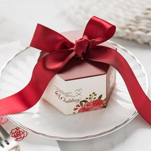 Emballage cadeau 20 pièces boîte à bonbons de mariage chinois en gros anniversaire noël Souvenir Hexagonal chocolat fournitures