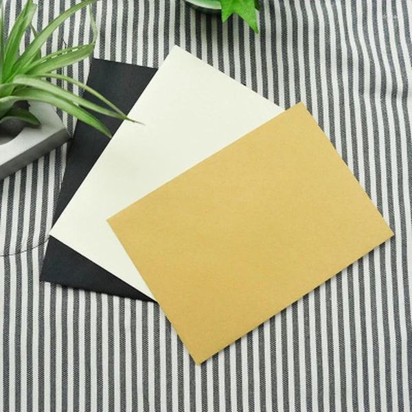 Enveloppe cadeau 20pcs Classical Blank Mini Kraft Paper Enveloppes Invitation de mariage CARDE CARDE POSTES BOLSAS PARA EMPACAR PRODUCTOS