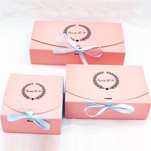 Emballage cadeau 20pcs boîte de papier kraft guirlande de fête de mariage ruban rose cupcake biscuits boîte de bonbons Maccaron floral dorure sac d'emballage cadeau 220913