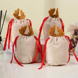 Enveloppe cadeau 20pcs / lot Noël Halloween Candy Bag Party Elk Velvet Packaging Antler Decoration