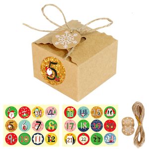 Cadeau cadeau 24sets Joyeux Noël Kraft Boîte-cadeau Xmas Party Decor Boîtes à bonbons avec numéro de calendrier de l'Avent Autocollant DIY Fournitures d'emballage 230316