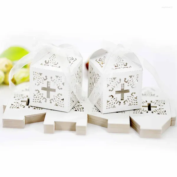 Enveloppe cadeau 25 / 50pcs Laser Cut Cross Cross Flower Box Sweet Wedding Favor Emballage avec Ribbon Engagement Birthday Party Supplies