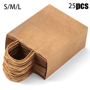 Cadeau cadeau 25pcs en vrac kraft papier cadeau sacs shopping porter artisanat sac brun avec poignées sac de bricolage fête fournitures de fête 220922