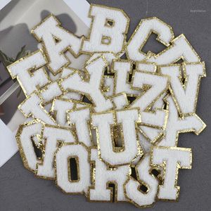 Cadeau cadeau 26pcs A à Z lettres anglaises blanches serviette broderie patch tissu autocollant bricolage vêtements sacs décoration étiquette adhésive