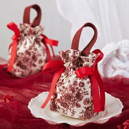 Cadeaupapier 2 stks/partij bloem bedrukte tassen stoffen tas doos suiker bruiloft snoep creatief leuk feest verjaardag decor sieraden organisator