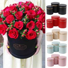 Enveloppe cadeau 3 pièces / set Circular Flower Box portable Hug Backet Storage Rose Party Rose Party Gift Packing Valentines DecorationQ240511