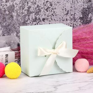 Geschenkomschakeling 30 PCS Easter Box Eieren Candyboxen DIY Huis Pakbakzakken Happy Paper