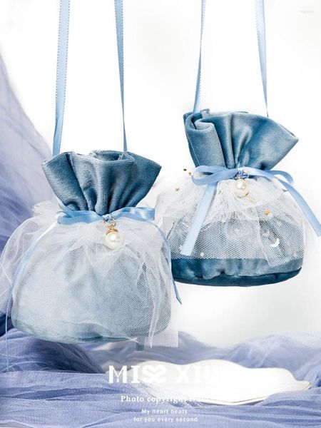 Envoltura de regalo 30 unids Europa Bolsa de boda con mano Caja de dulces azul Baby Shower Favores Cajas Bolsas de embalaje Suministros de fiesta al por mayor