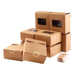 Cadeau cadeau 30pcs / set boîtes de papier kraft carrées boîte-cadeau de voyage papier de mariage anniversaire boîte de cadeau de Noël avec des autocollants de remerciement 231020