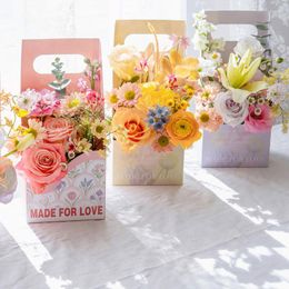 Confezione regalo 3 pezzi/borsa Festa della mamma Borsa per imballaggio di fiori Borsa Scatola floreale Valigia di carta Moda di alta qualità