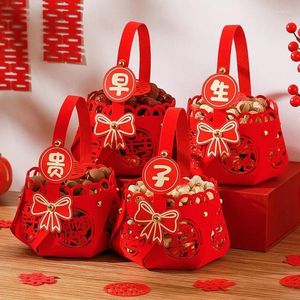 Cadeau cadeau 4pcs chinois rétro rouge creux sacs de bonbons sac à main stockage pochette traditionnelle boîte de mariage