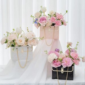 Emballage cadeau 4PCS Boîte à fleurs portable Rose Boîte d'emballage Sac en papier d'emballage Boîte-cadeau Boutique de fleurs Mariage Saint Valentin Cadeaux de fête d'anniversaire 230221