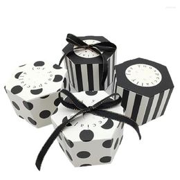 Papel de regalo, 50/100 Uds., caja de caramelos hexagonales Kraft con puntos de rayas negras, embalaje para hornear, boda, cumpleaños, Baby Shower, suministros para fiestas