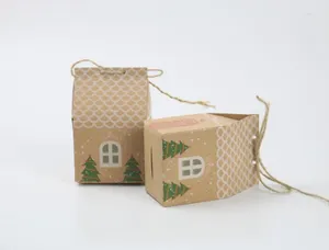 Envoltura de regalo 50 piezas/lote Kraft Paper Box of Christmas House Party Favor Empaque para bolsas y decoraciones de dulces