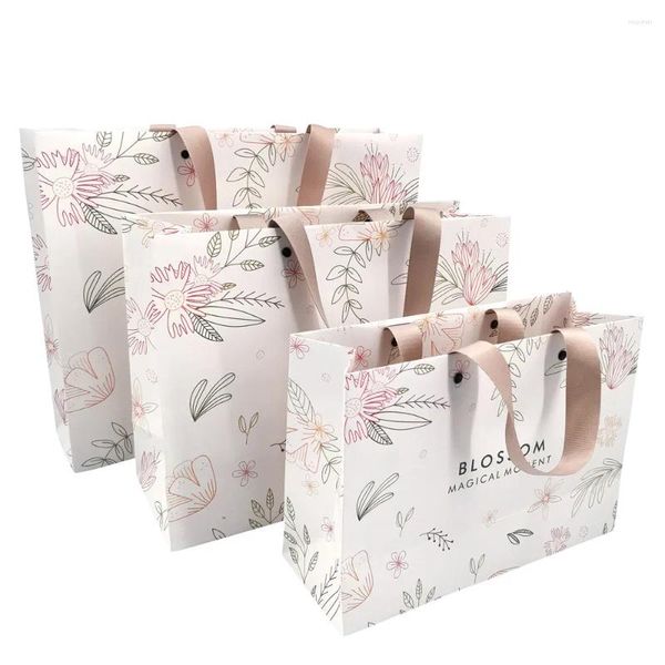 Regalos de regalos 500pcs lipack al por mayor de alta calidad logotipo personalizado bolsas de papel de lujo con bolsas de embalaje de mango de cinta para pequeñas empresas