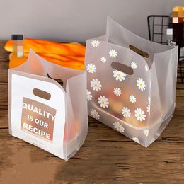 Papel de regalo 50pc Little Daisy Bolsas de plástico Almacenamiento de compras con asa Navidad Wedding Party Favor Bag Candy Cake Wrapping 221202