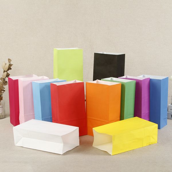 Papel de regalo 50 Unids 24x13x8 CM Papel Kraft Bolsa para llevar Adorno Regalo Dulce Hornear Papel de envolver Vacaciones Boda Bolsa de papel con fondo cuadrado 230306