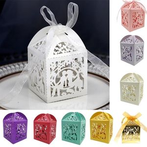 Cadeau cadeau 50pcs mariée et marié swing boîte de bonbons de mariage boîtes d'emballage avec des cadeaux de ruban pour les invités bébé douche fête faveur