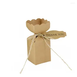 Enveloppe cadeau 50pcs Boîte de bonbons en papier kraft avec cordes étiquettes merci autocollants de mariage petite boîte d'emballage bricolage