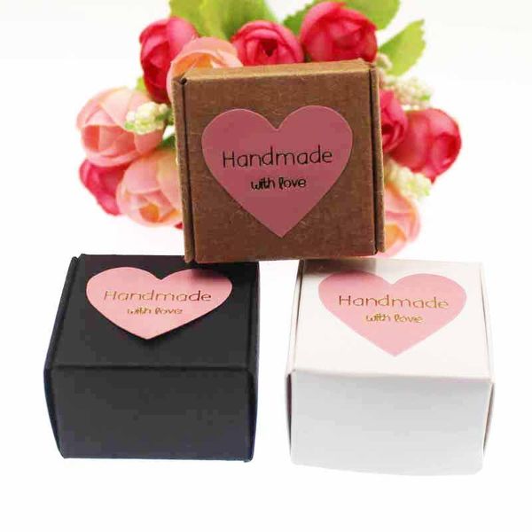 Enveloppe cadeau 50pcs kraft / blanc / noir petit bonbon de savon mignon avec décoration d'étiquette autocollante pour les faovrs de mariage / bonbons / toys1